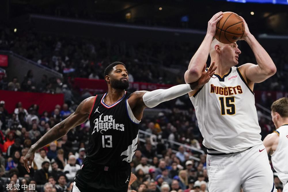 主力右后卫 主力右后卫