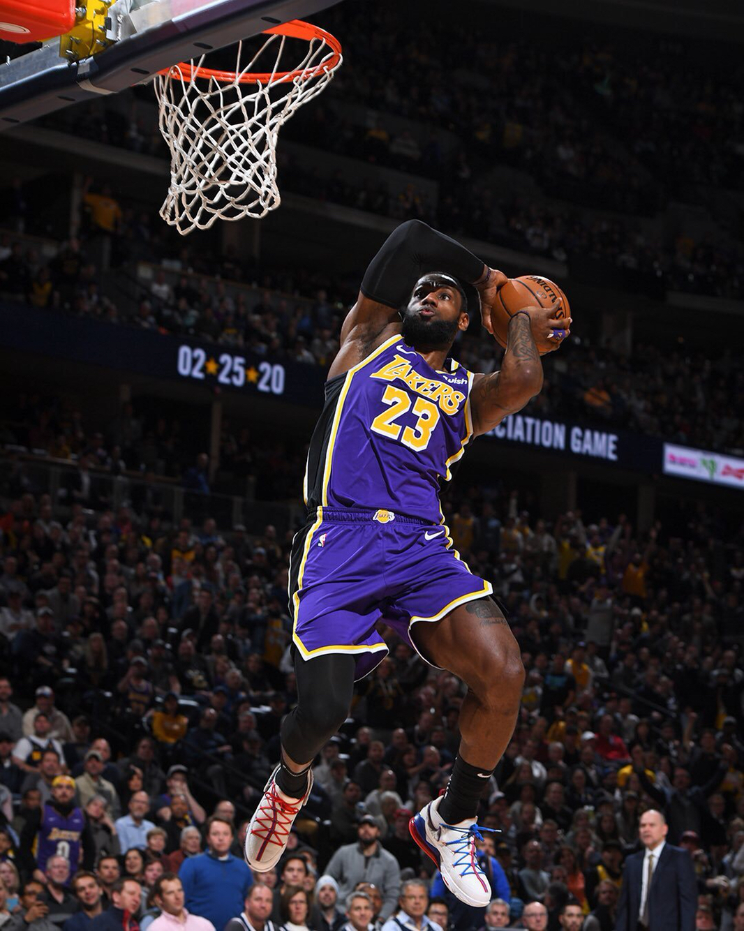 曼及阿隆索 曼及阿隆索