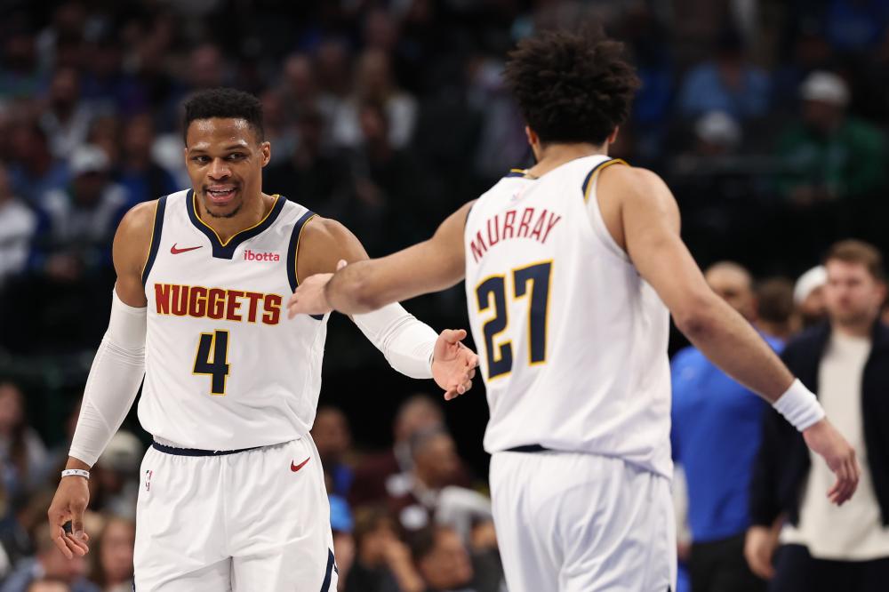 詹姆斯与浓 詹姆斯与浓