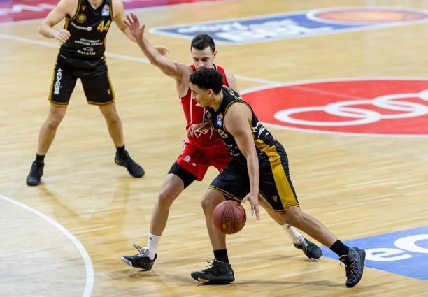 力和积极参 力和积极参