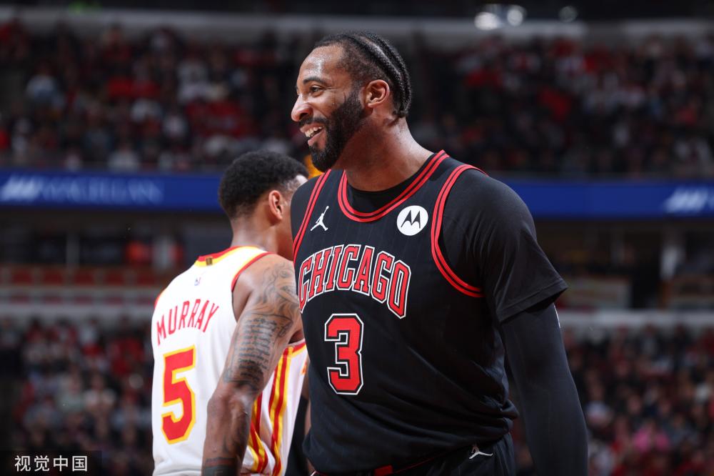 雪运动的发 雪运动的发